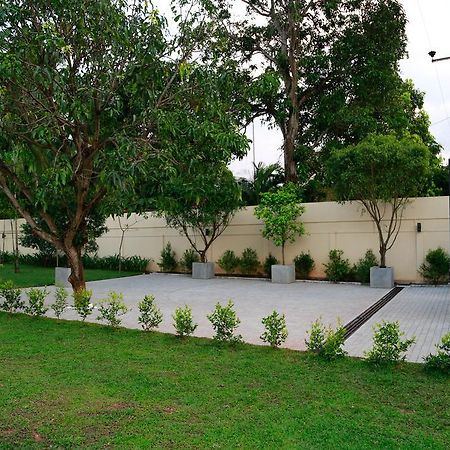 Отель Tranquil Negombo Boutique Экстерьер фото