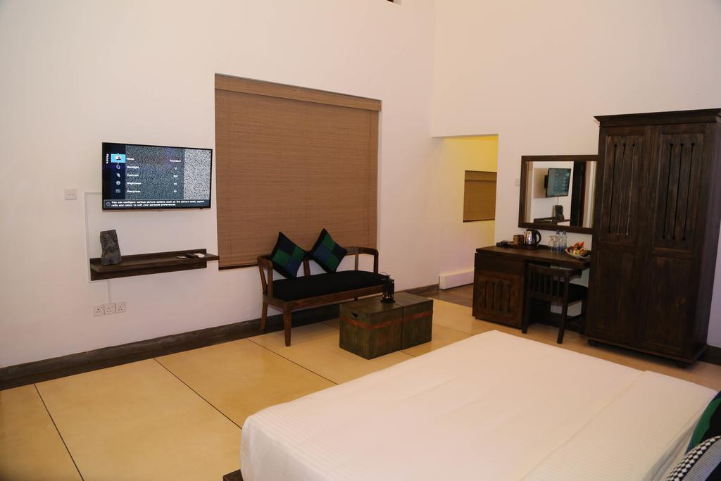 Отель Tranquil Negombo Boutique Экстерьер фото