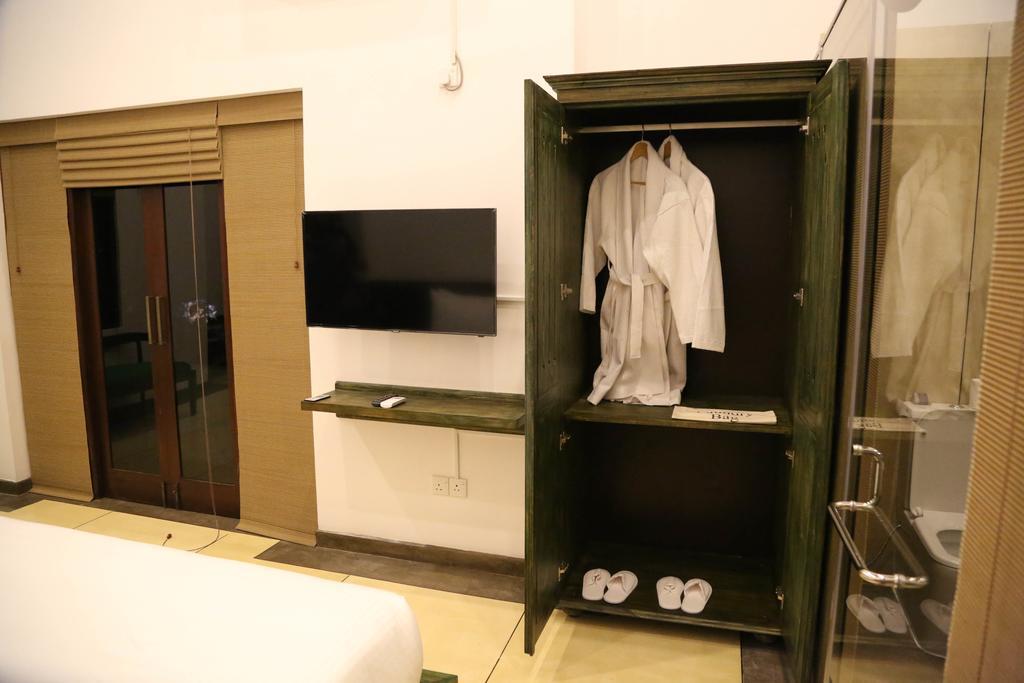 Отель Tranquil Negombo Boutique Экстерьер фото