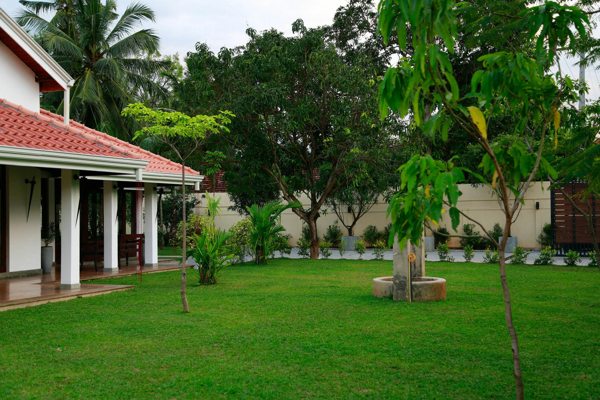 Отель Tranquil Negombo Boutique Экстерьер фото